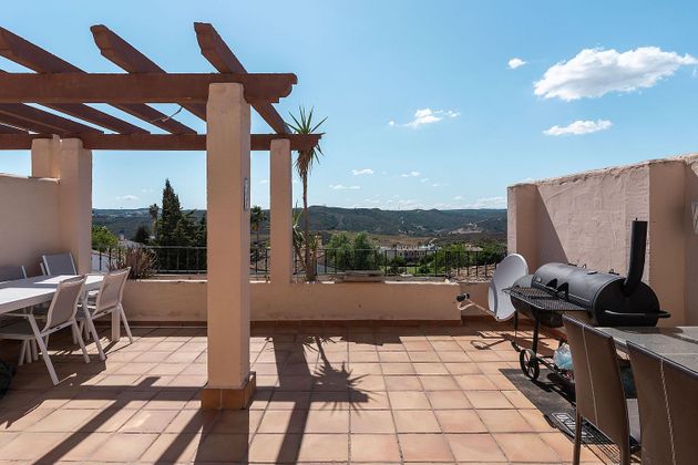 Foto 1 de Àtic en venda a calle De Manilva de 3 habitacions amb terrassa i piscina