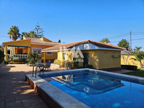 Foto 1 de Xalet en venda a Pla dels Aljubs de 4 habitacions amb terrassa i piscina