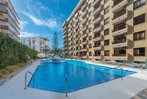 Foto 2 de Alquiler de piso en Playa de los Boliches de 1 habitación con terraza y piscina