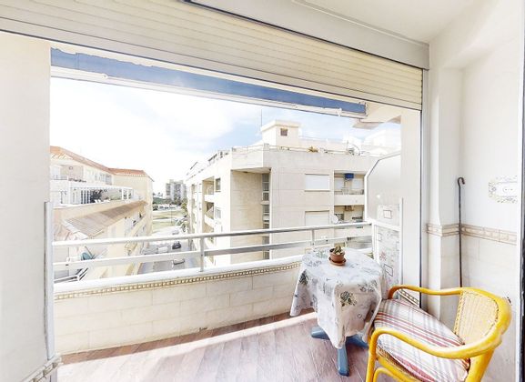 Foto 2 de Pis en venda a calle Mastil de 2 habitacions amb terrassa i balcó
