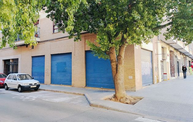 Foto 1 de Local en alquiler en avenida De Gaspar Aguilar de 94 m²