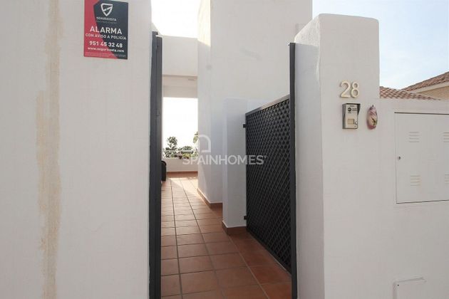 Foto 2 de Venta de casa en Benalmádena pueblo de 4 habitaciones con terraza y piscina