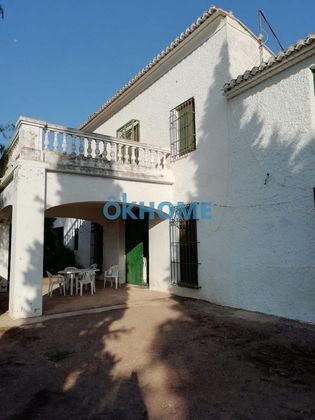 Foto 1 de Xalet en venda a Náquera de 6 habitacions amb jardí i balcó