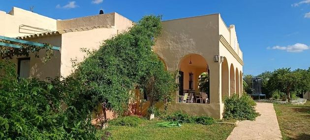 Foto 2 de Casa rural en venda a Sanlúcar la Mayor de 7 habitacions amb terrassa i piscina