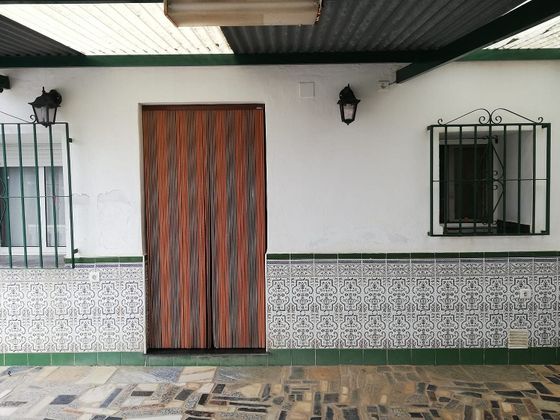 Foto 2 de Chalet en venta en Benajarafe – Almayate de 2 habitaciones con terraza