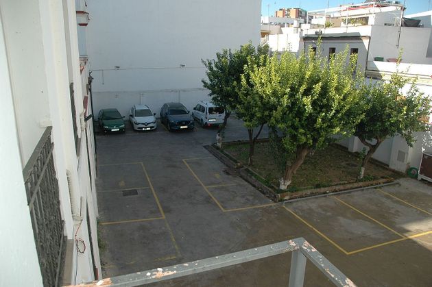 Foto 2 de Oficina en lloguer a Las Huertas - San Pablo amb terrassa