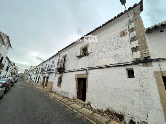 Foto 1 de Casa en venda a Malpartida de Cáceres de 5 habitacions i 330 m²