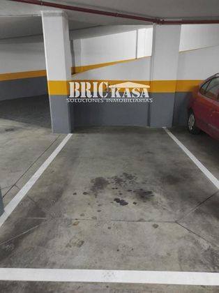Foto 2 de Garaje en venta en Centro - Cáceres de 18 m²
