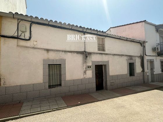 Foto 1 de Casa en venda a Torreorgaz de 4 habitacions amb terrassa