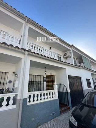 Foto 1 de Casa en venda a Torreorgaz de 4 habitacions amb garatge i aire acondicionat