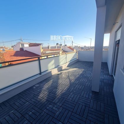 Foto 2 de Edifici en venda a Pradolongo amb calefacció i ascensor