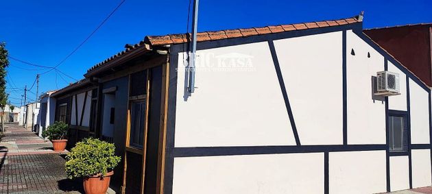 Foto 2 de Casa en venta en Pedanías de Cáceres de 4 habitaciones con piscina y garaje