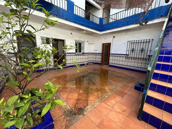 Foto 1 de Casa en venda a Cabezas de San Juan (Las) de 6 habitacions amb garatge