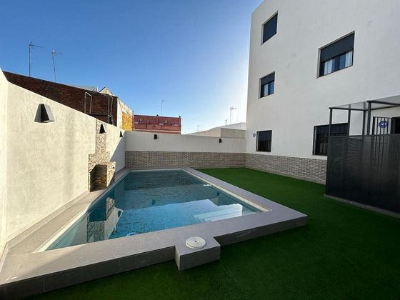 Foto 1 de Piso en alquiler en La Paz de 2 habitaciones con terraza y piscina