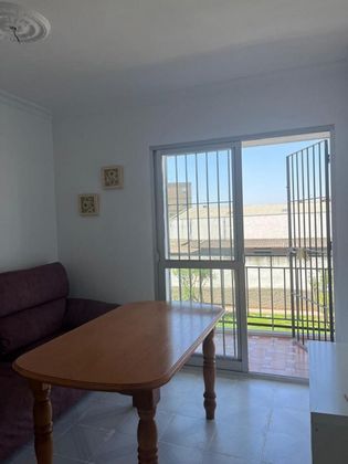 Foto 2 de Pis en lloguer a Centro - Doña Mercedes de 3 habitacions amb terrassa