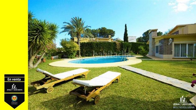 Foto 1 de Xalet en venda a calle Tentegorra de 5 habitacions amb terrassa i piscina