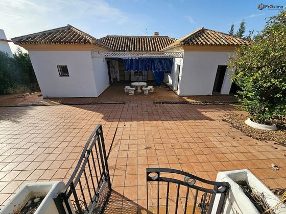 Foto 1 de Casa en venda a Écija de 4 habitacions amb piscina i balcó
