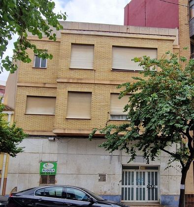 Foto 1 de Xalet en lloguer a Centro Ciudad de 9 habitacions amb terrassa