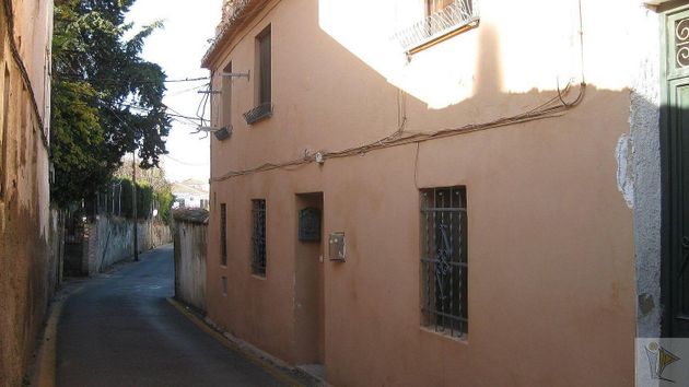 Foto 1 de Casa en venda a Zubia (La) de 2 habitacions amb aire acondicionat