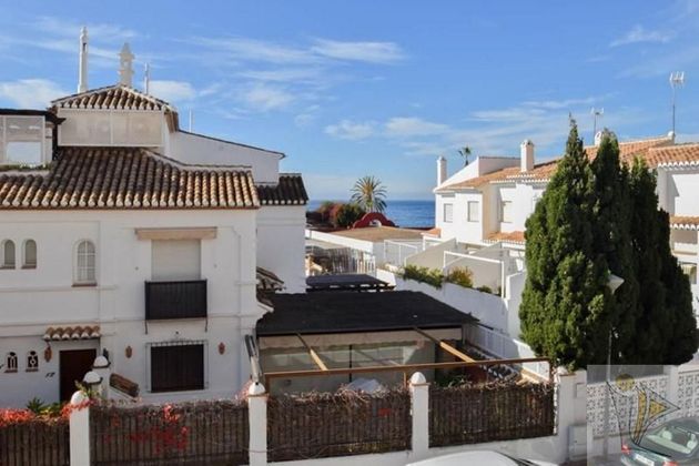 Foto 1 de Pis en venda a La Herradura de 2 habitacions amb terrassa i balcó