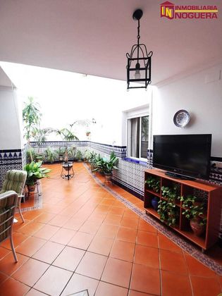 Foto 1 de Chalet en venta en Écija de 4 habitaciones con terraza y garaje