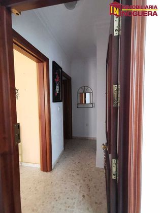 Foto 1 de Piso en venta en Écija de 3 habitaciones con balcón y ascensor