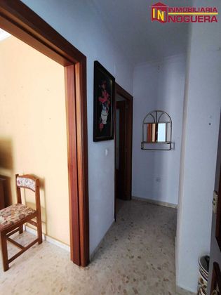 Foto 2 de Piso en venta en Écija de 3 habitaciones con balcón y ascensor