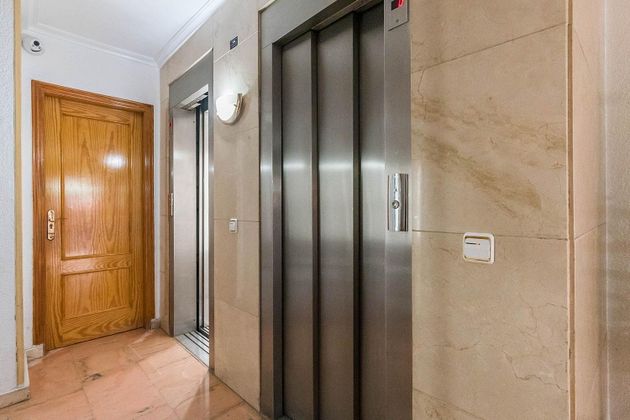 Foto 2 de Pis en venda a Santa María de Gracia de 3 habitacions amb ascensor
