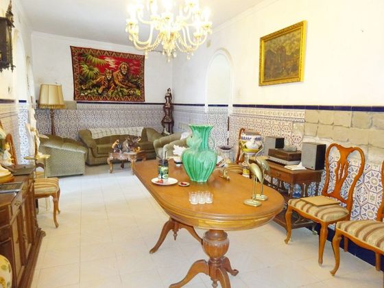 Foto 1 de Casa adosada en venta en Huévar del Aljarafe de 4 habitaciones con terraza y piscina