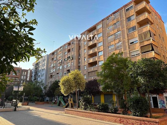 Foto 1 de Piso en venta en Ciutat Jardí de 3 habitaciones con balcón y aire acondicionado