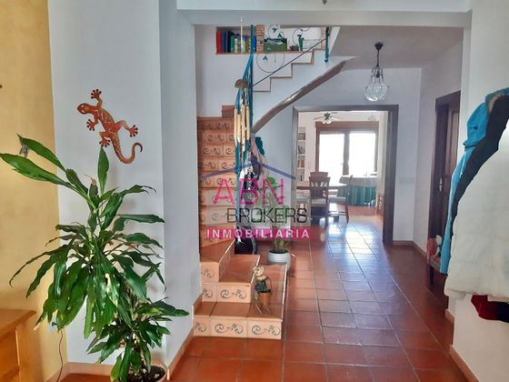 Foto 2 de Casa en venta en Atzeneta d´Albaida de 4 habitaciones con terraza y jardín