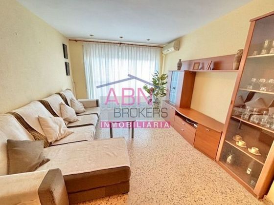 Foto 1 de Pis en venda a Atzeneta d´Albaida de 4 habitacions amb balcó i aire acondicionat