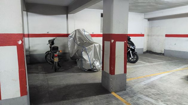 Foto 2 de Garaje en venta en Malilla de 4 m²