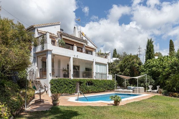Foto 1 de Xalet en venda a calle Las Granadas de 4 habitacions amb terrassa i piscina