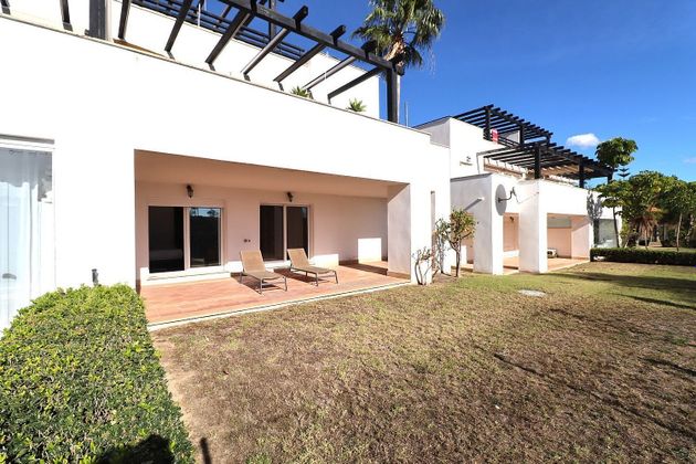 Foto 1 de Casa en venda a calle Manzana de 2 habitacions amb terrassa i piscina