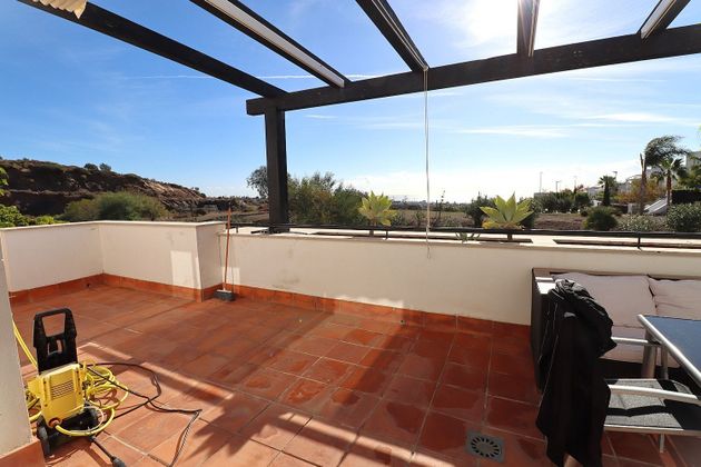 Foto 2 de Casa en venda a calle Manzana de 2 habitacions amb terrassa i piscina