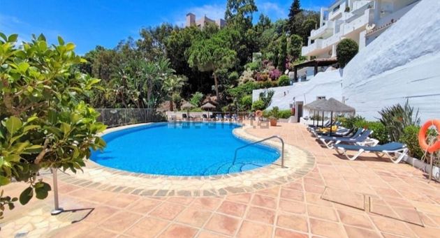 Foto 2 de Àtic en venda a calle La Mairena de 3 habitacions amb terrassa i piscina