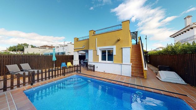 Foto 1 de Alquiler de casa en Mar Menor Golf de 3 habitaciones con terraza y piscina