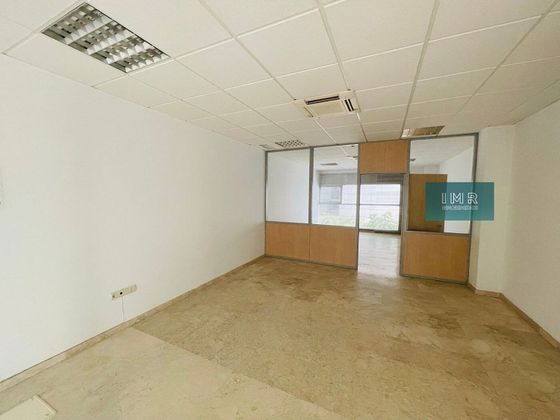 Foto 2 de Venta de oficina en avenida República Argentina de 66 m²