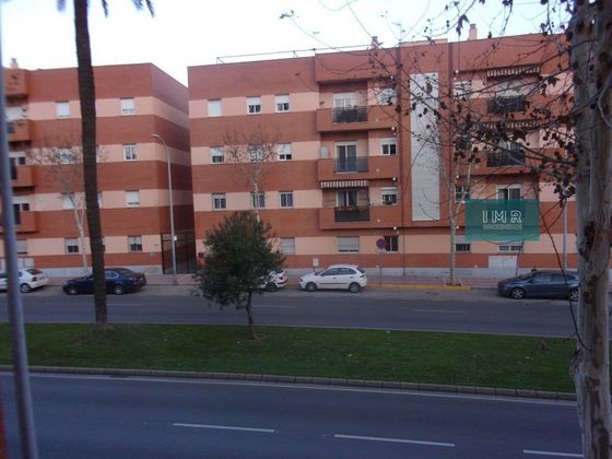 Foto 1 de Pis en venda a avenida Juan Pablo II de 2 habitacions amb ascensor
