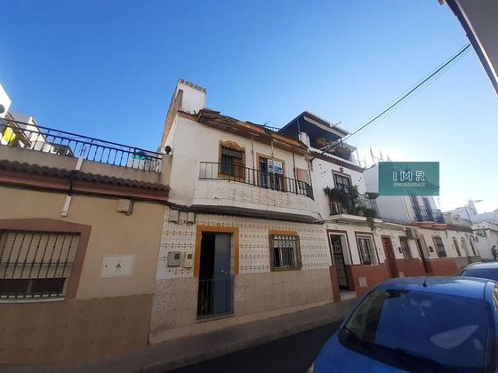 Foto 1 de Pis en venda a calle Sanlúcar la Mayor de 1 habitació amb terrassa
