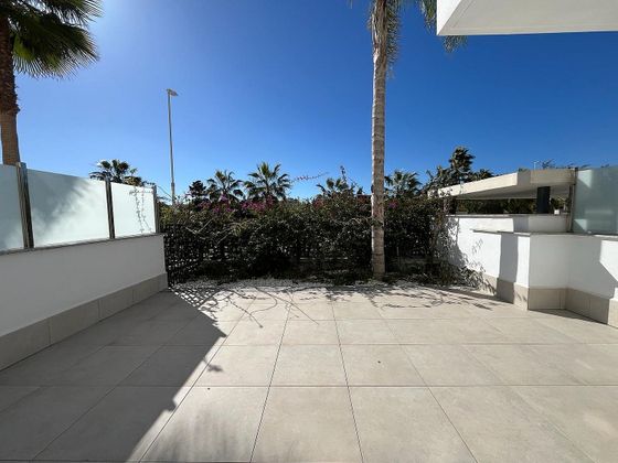 Foto 1 de Pis en venda a calle Rector José Vida Soria de 2 habitacions amb terrassa i piscina