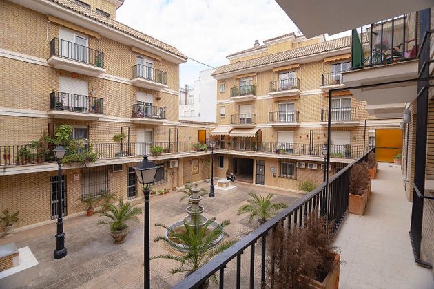 Foto 2 de Piso en venta en calle Bailen de 4 habitaciones con terraza y garaje