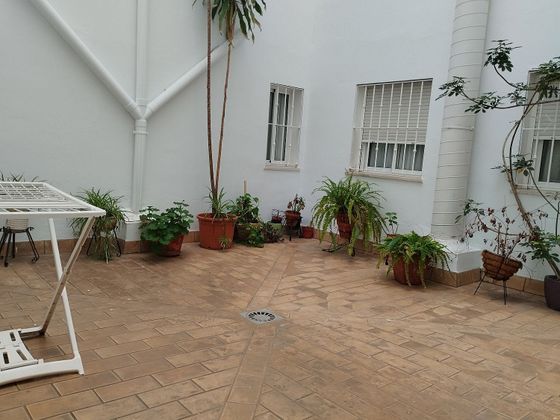Foto 2 de Venta de piso en calle Alcalde José de la Bandera de 3 habitaciones con terraza y aire acondicionado
