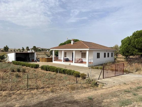 Foto 1 de Casa rural en venda a Las Vaguadas - Urb. del Sur de 4 habitacions amb terrassa i garatge