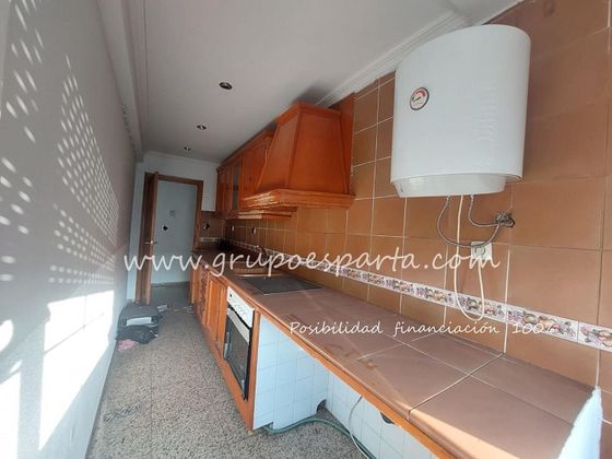 Foto 2 de Piso en venta en calle Santa Maria de Gracia de 3 habitaciones con terraza