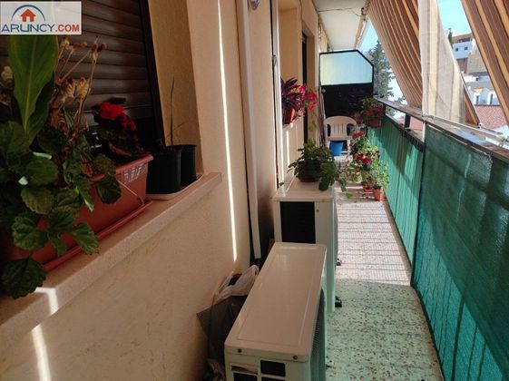 Foto 1 de Pis en venda a Centro - Alcalá de Guadaira de 3 habitacions amb terrassa i aire acondicionat