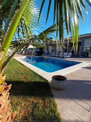 Foto 1 de Xalet en venda a La Paz de 4 habitacions amb terrassa i piscina