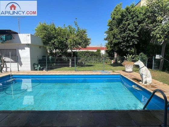 Foto 2 de Chalet en venta en La Paz de 3 habitaciones con terraza y piscina