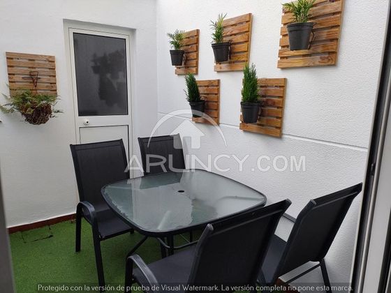 Foto 2 de Dúplex en venda a Oromana de 2 habitacions amb terrassa i aire acondicionat